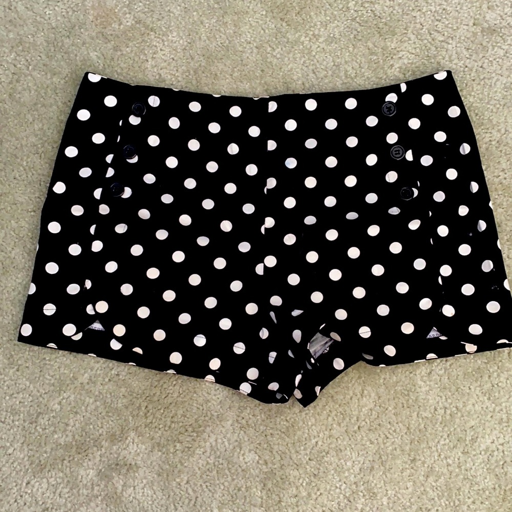 FOREVER 21 vintage inspired polka dot shorts